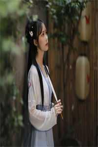 和男神结婚后我红了